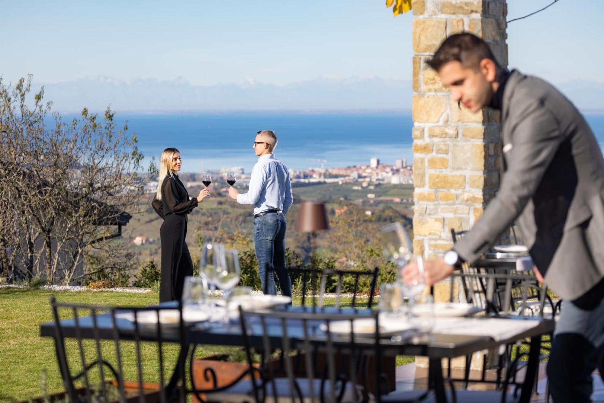Stok - Rooms, Wine & Restaurant - Marezige, Koper Exteriér fotografie