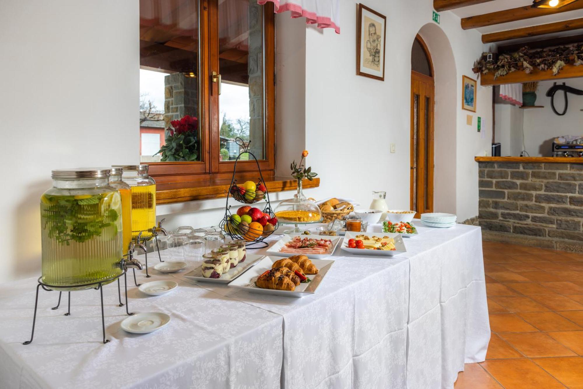 Stok - Rooms, Wine & Restaurant - Marezige, Koper Exteriér fotografie